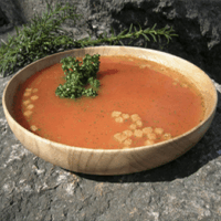 Trebolle, Universal
