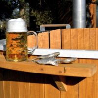 badestamp sidebord