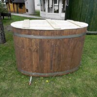 oval kaldtvannsstamp med lokk