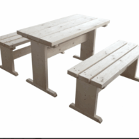 Bord og benker.